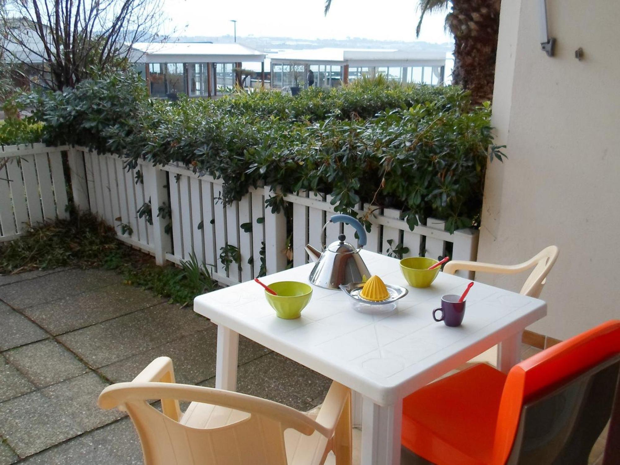 Appartement Avec Terrasse, Climatisation Et Animaux Admis, Proche Des Thermes - Fr-1-503-38 Balaruc-les-Bains Dış mekan fotoğraf