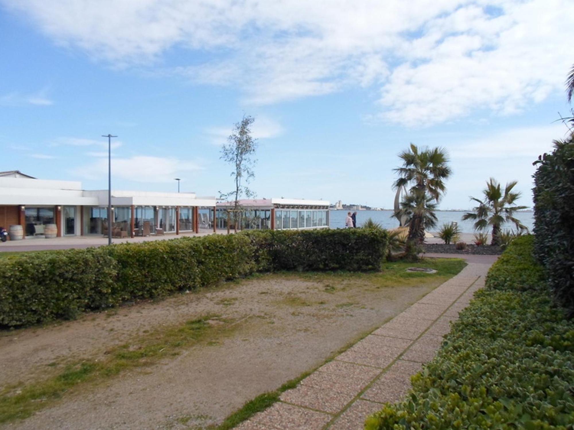 Appartement Avec Terrasse, Climatisation Et Animaux Admis, Proche Des Thermes - Fr-1-503-38 Balaruc-les-Bains Dış mekan fotoğraf